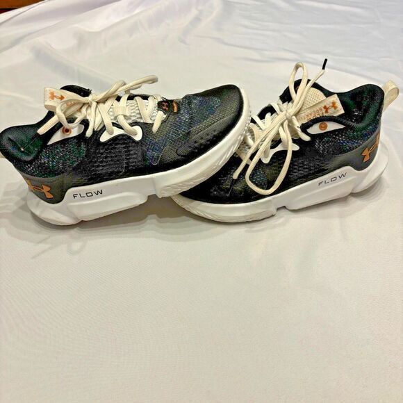 Under Armour Womens Flow Breakthru 3 3025603 Black Rose Go Basketball Shoes Sz 7 - Picture 1 of 7